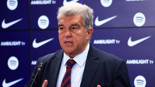 Barcelona và cơ hội vàng vụt mất Nico Williams: Sự do dự của Laporta và cái giá phải trả